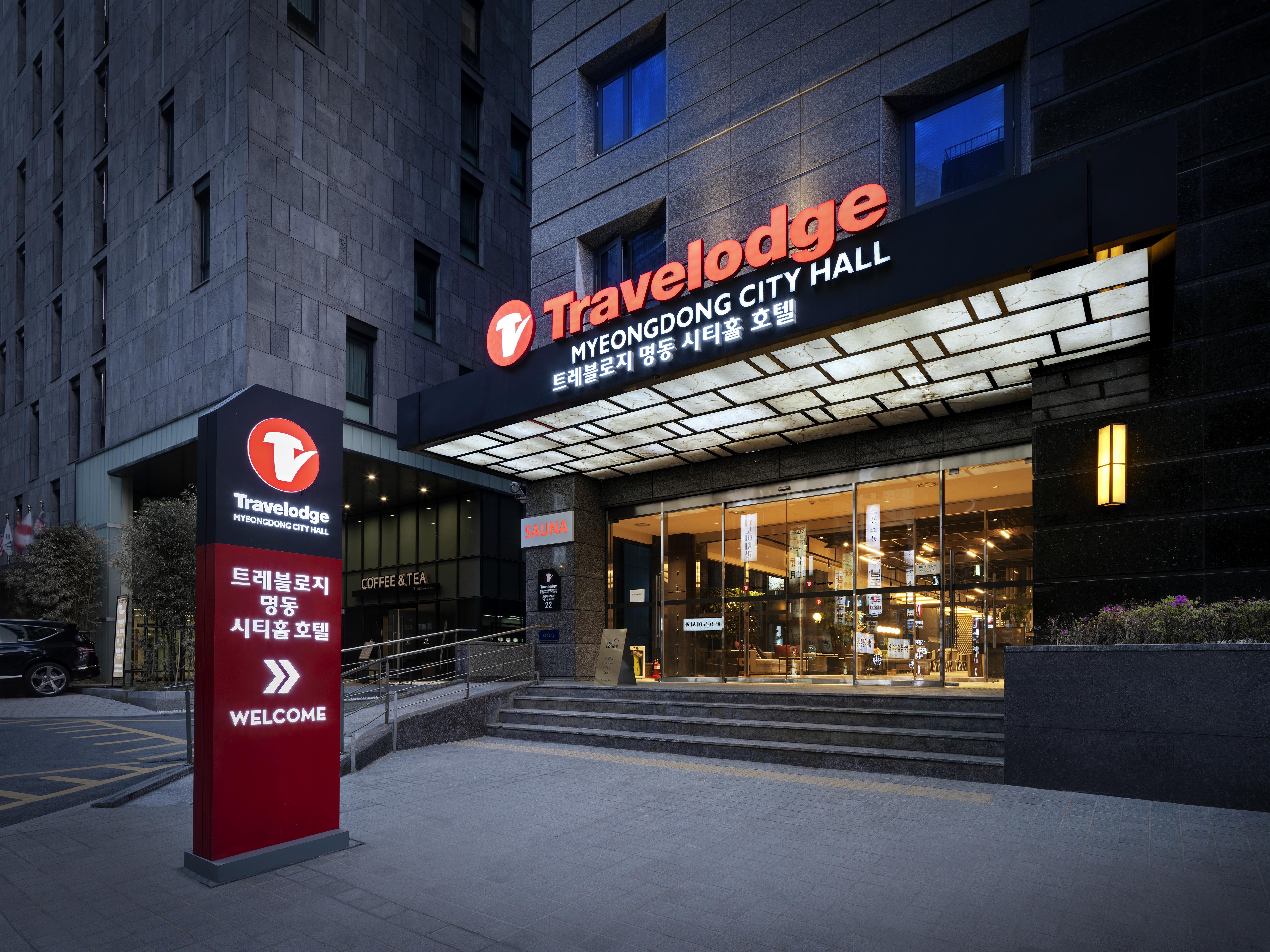 Travelodge Myeongdong City Hall Seoul Exterior photo